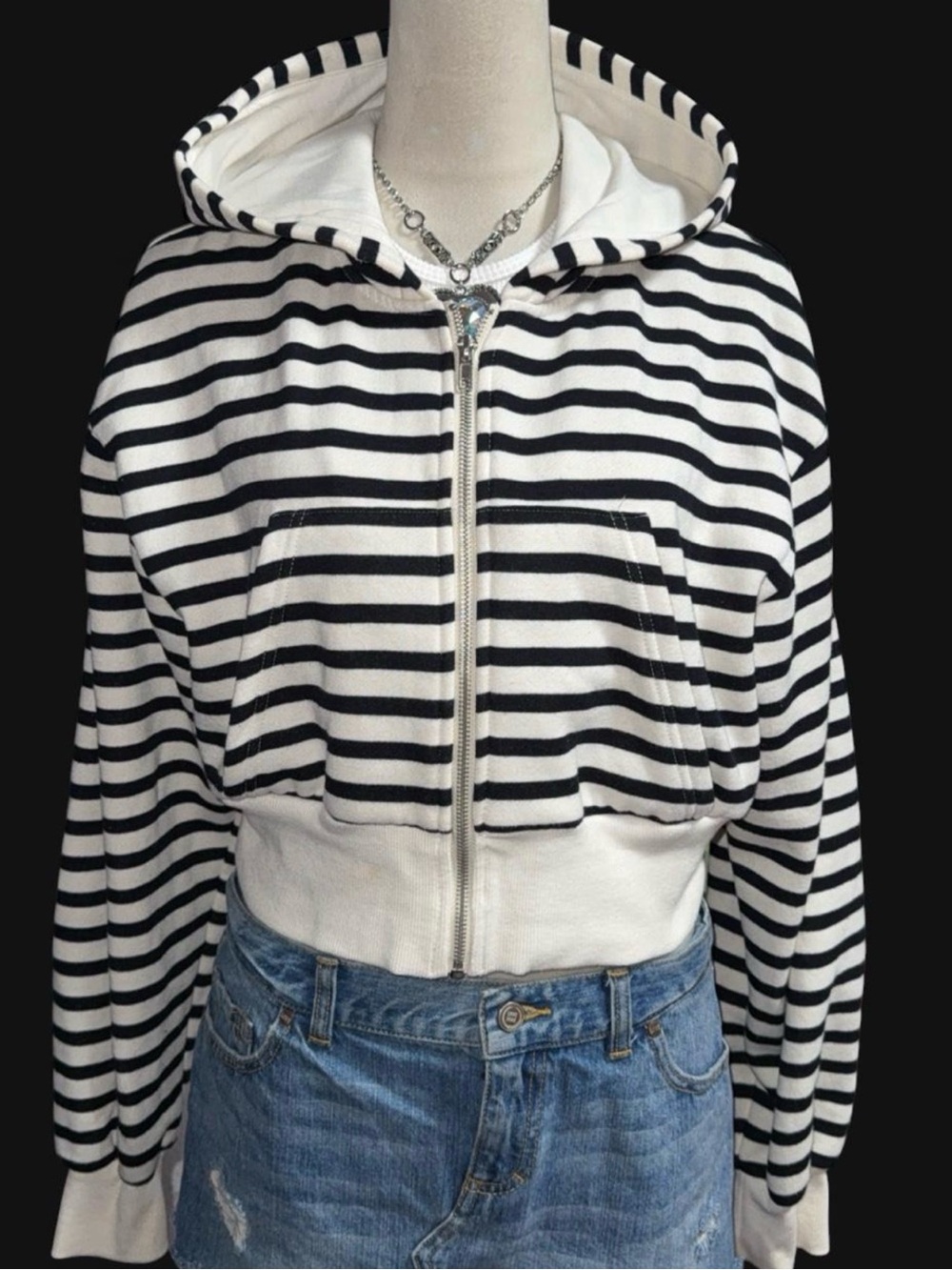 Forever 21 Black & White Striped Cropped Zip Hoodie
